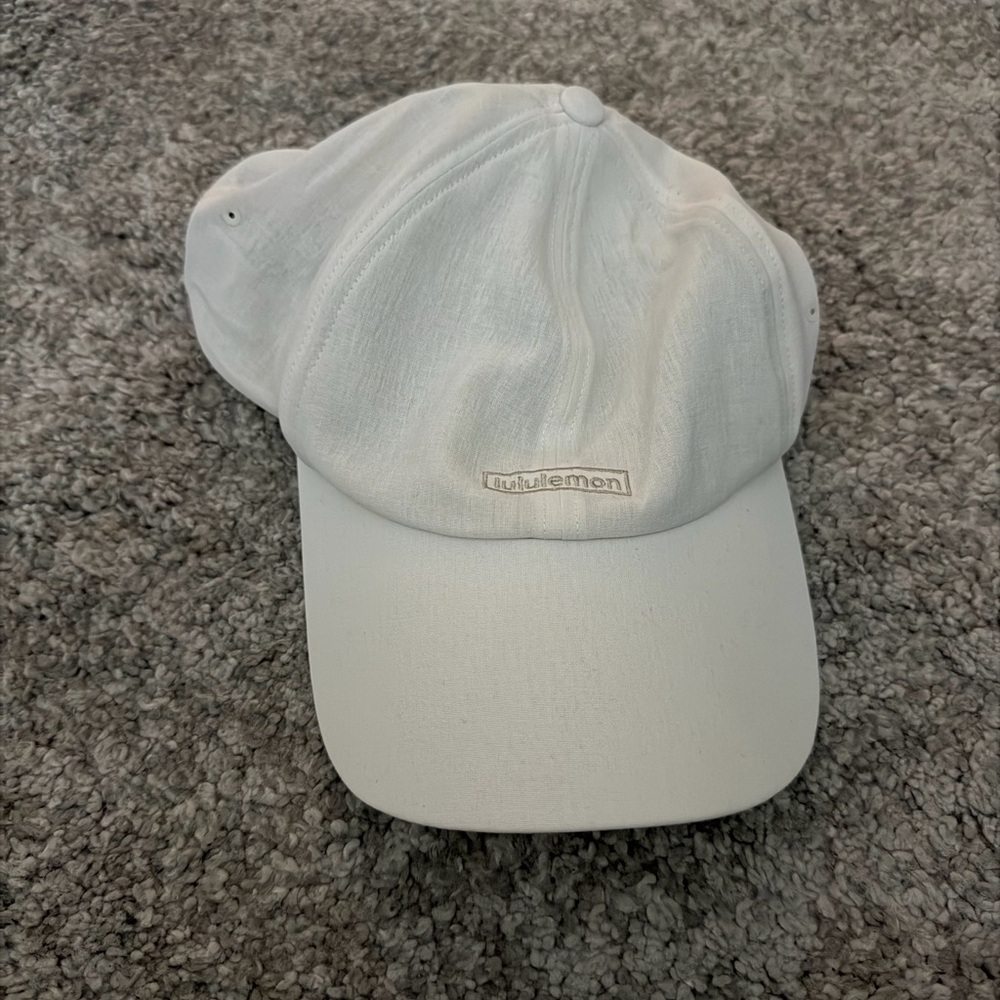 Lululemon Cream and Gray Cap